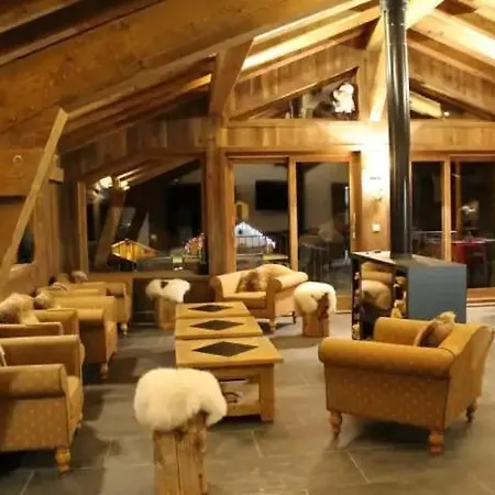 Chalet La Datcha Piscine Hammam Sauna 25 Personnes